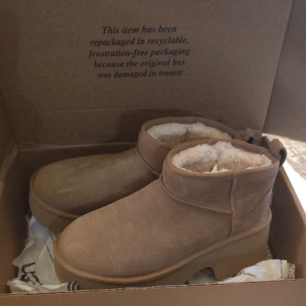 UGG PLUSH